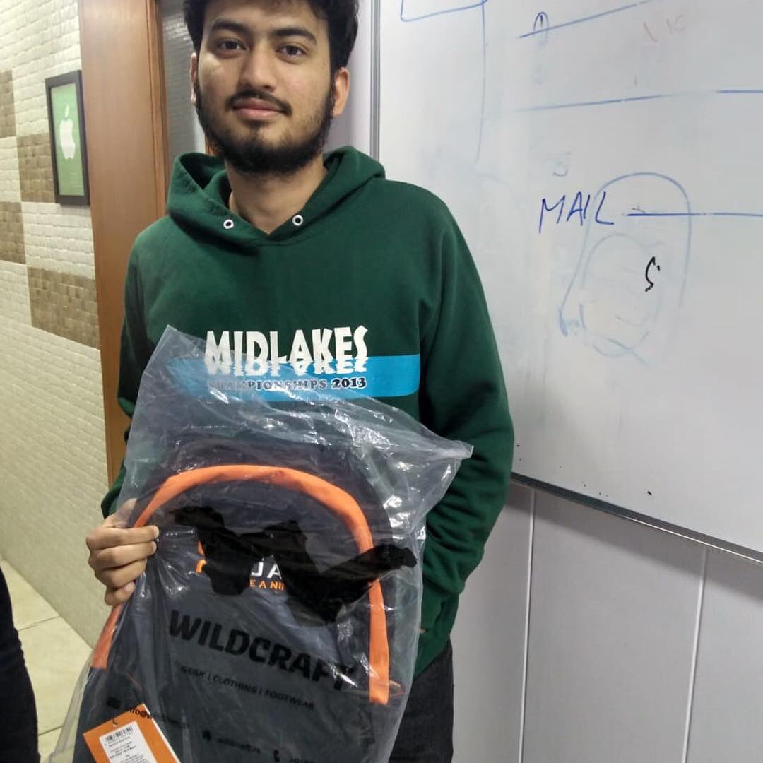 CodingNinjasOff's tweet image. Weekend classes at the institute!💻

Ninjas having a fabulous learning experience and loving the goodies too!😍

#classroomexperience #codingninjas #BeaNinja