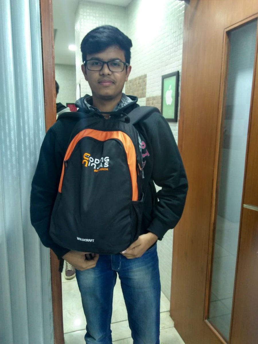 CodingNinjasOff's tweet image. Weekend classes at the institute!💻

Ninjas having a fabulous learning experience and loving the goodies too!😍

#classroomexperience #codingninjas #BeaNinja