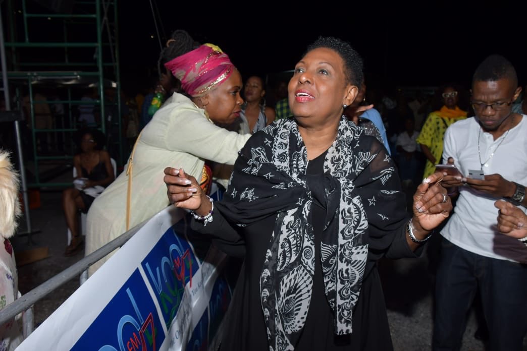 Babsy_grange's tweet photo. Dancing at the 44th anniversary celebration for Lloyd Parks and We the People Band. #Reggae #SoundsofJamaica https://t.co/dsa0h4YDS3