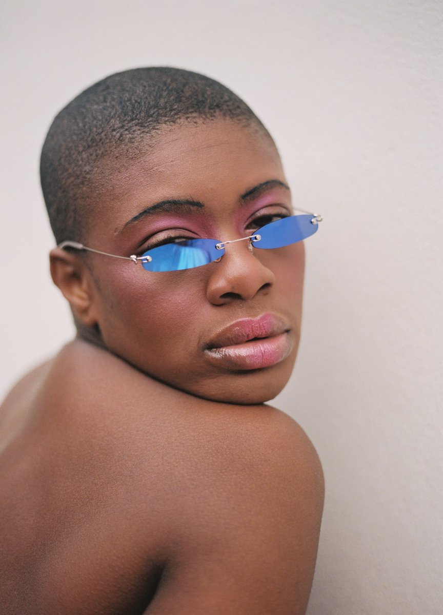 tianaHodding's tweet photo. The woman behind “the tiny sunglasses trend”

The press have failed to credit brand  CHRISTIANAHJONES birthed from @depop and have missed where it all started. #therealslimshady 

RT so everyone knows x https://t.co/AQvWsEhxcR