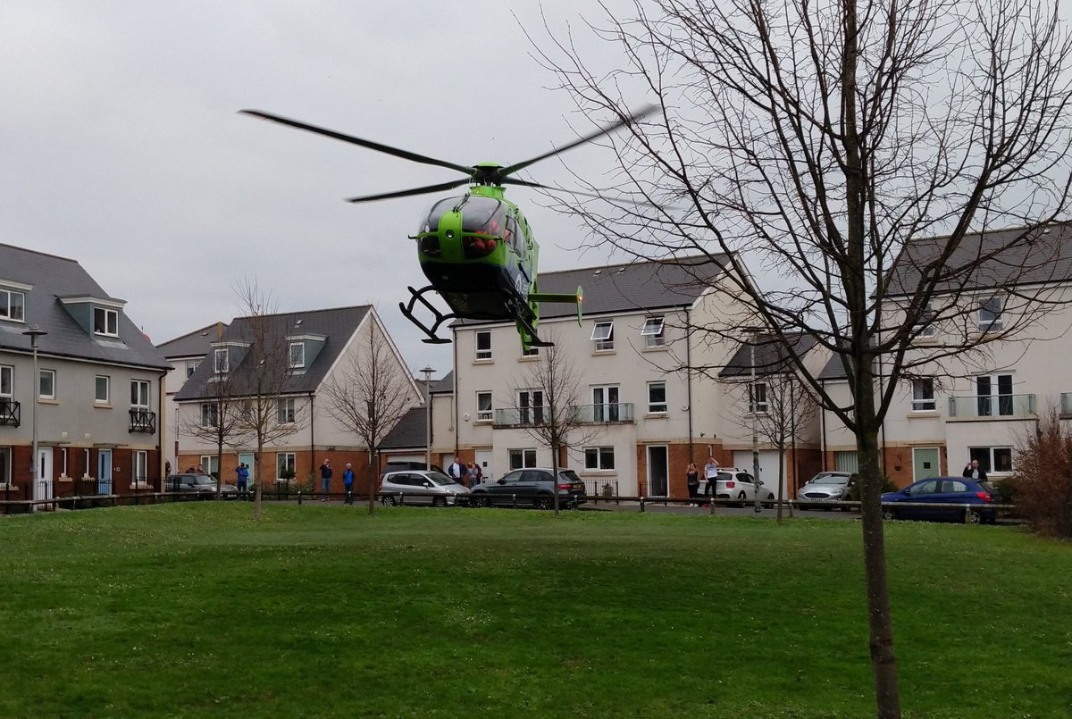 Great skills from <a href="/GWAAC/">Great Western Air Ambulance Charity</a> leaving Portishead this afternoon...
