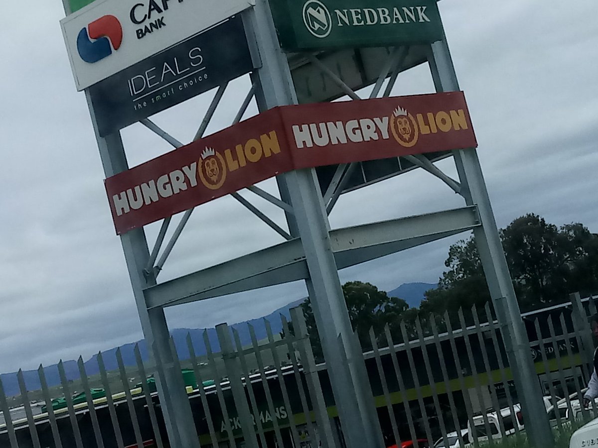 SashaBierman's tweet photo. @hungrylion #JanuWorry #HLSummerFun... No ka'ching for my favourite food!!!! https://t.co/Y8zipr753y