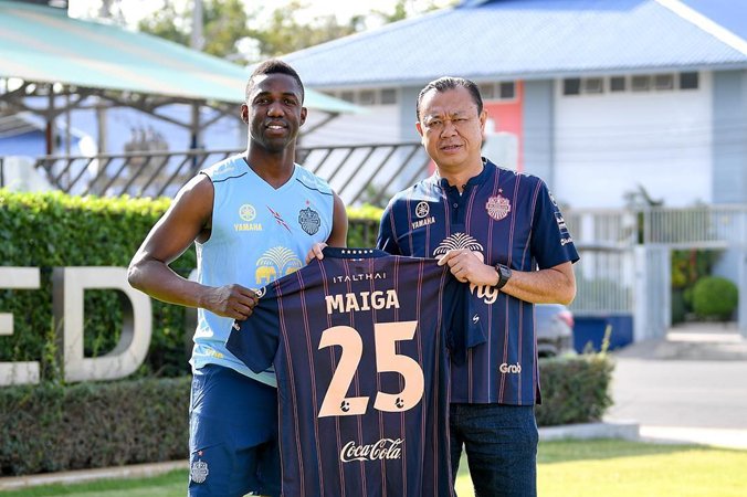 thaileague's tweet photo. Buriram United recruits Modibo Maiga, ex-striker of @WestHamUtd &amp; Mali National Team as the next top scorer #TOYOTAThaiLeague 2019. https://t.co/eim92yOI22
