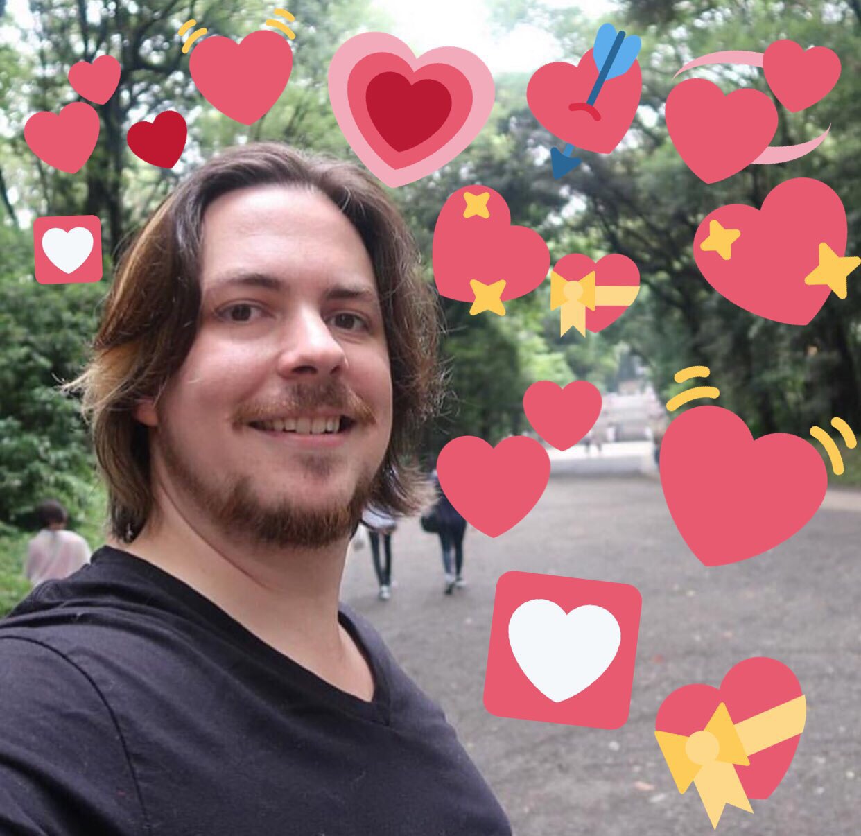 Happy birthday arin hanson i love you even though you take pictures like a dad on vacation 