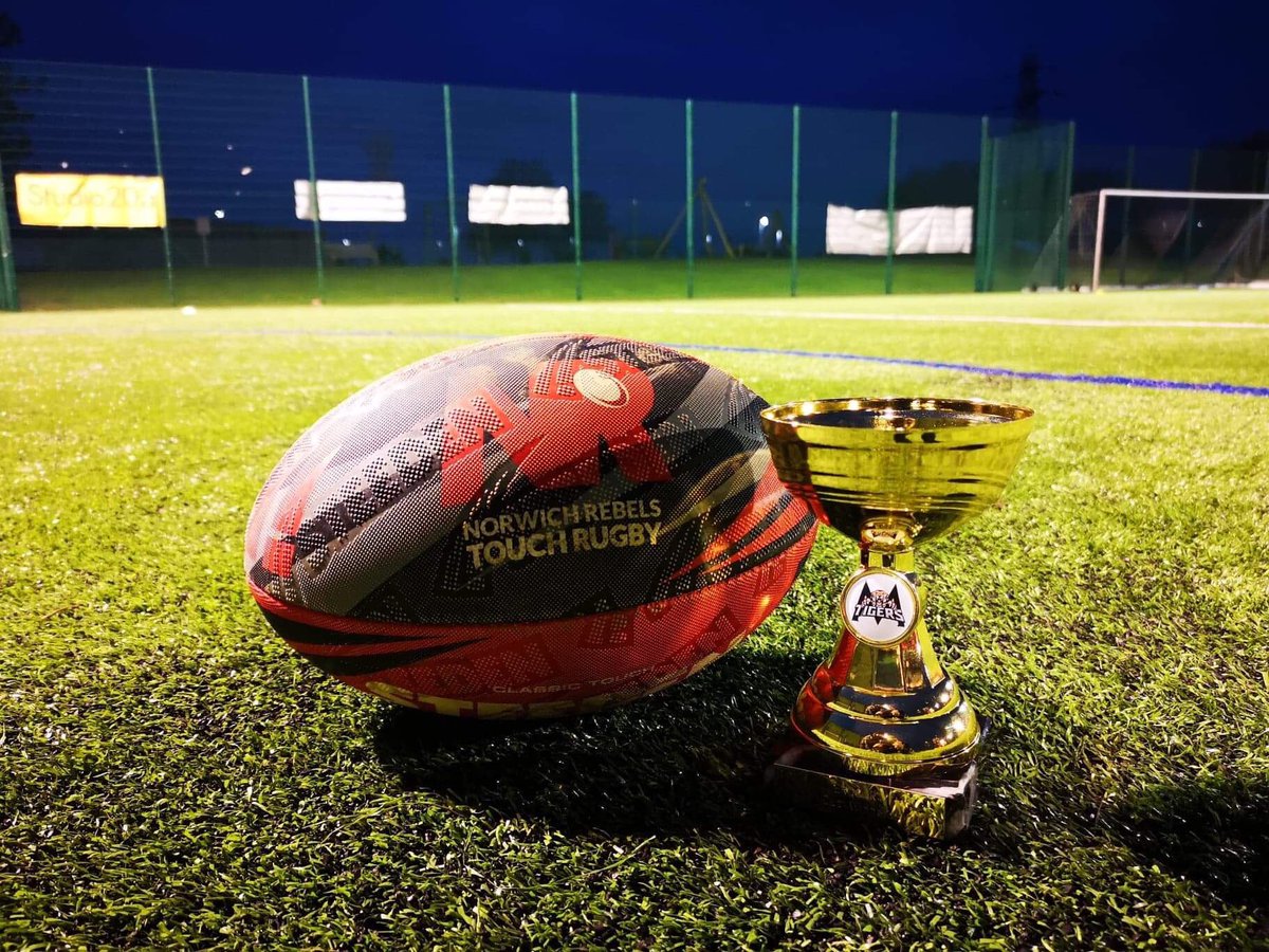 NorwichRebels's tweet photo. ๐๐Thatโs 2 rounds on the bounce & our Sean getting tournament Male MVP
CONGRATS to @pborotouchrugby for their shield today and tournament female MVP.
See you at our place next month! #TouchRugby #ERDTS #EnglandTouch #TouchFooty https://t.co/jwvmlV8Ttd