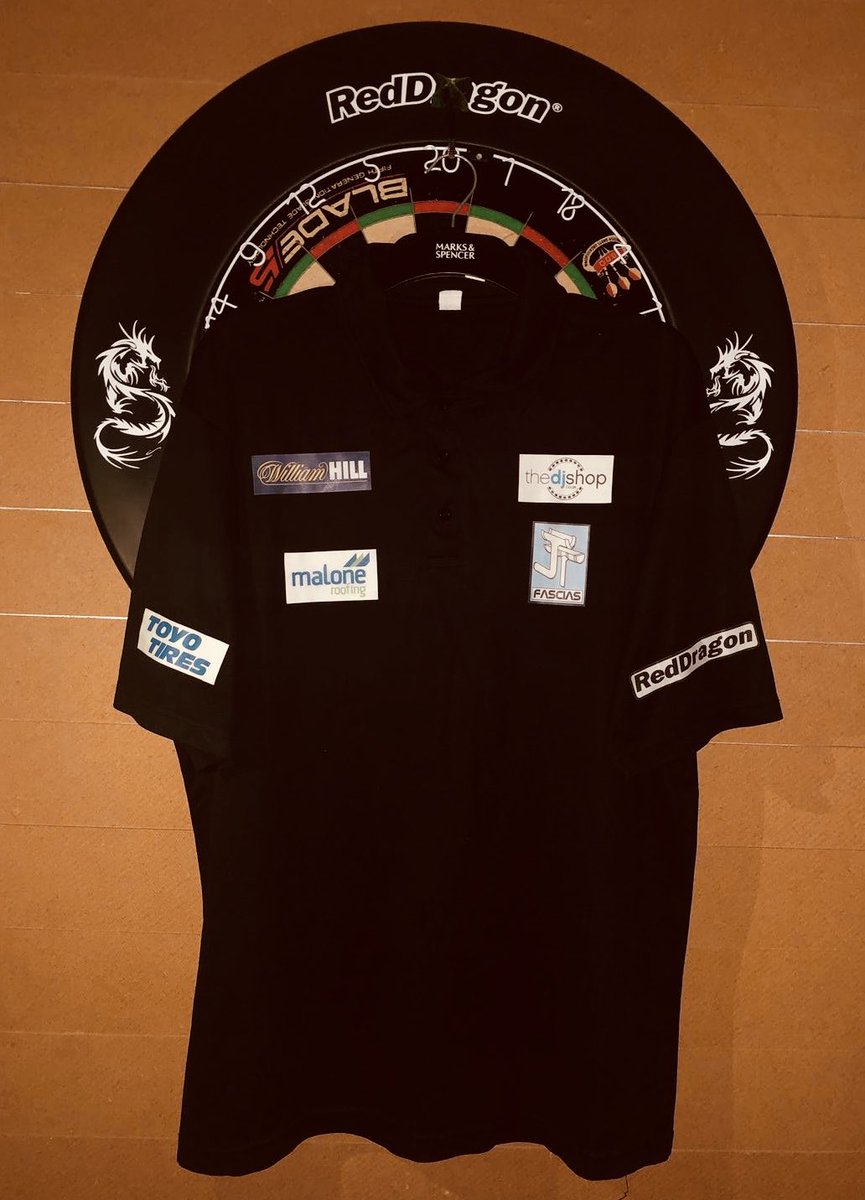 lukeh180's tweet image. Thank you to everybody who’s supported me this year! I want to give something back to you all so Who wants to win my world championship shirt signed by me? all you have to do is follow me and retweet this post. I will do a random draw for the winner next Sunday. Good luck! 👍🏻🎯