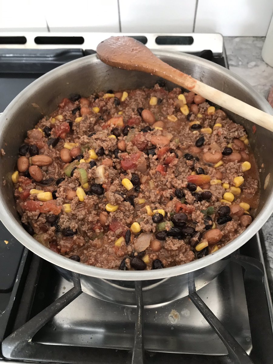 HfxTrojans's tweet photo. Anyone else spend the day in the kitchen getting food ready for the week? #hungryswimmers #Sundayprepday https://t.co/k7etlQE9l3