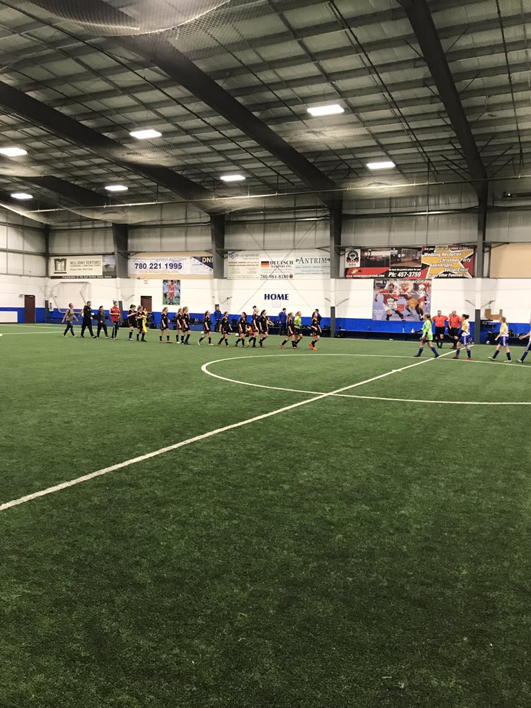 Phoenix2005girl's tweet photo. And it’s a win!!’  3-2!  Way to go girls!  @sherwoodford @SPDSASoccer https://t.co/pFRUZ85gj3