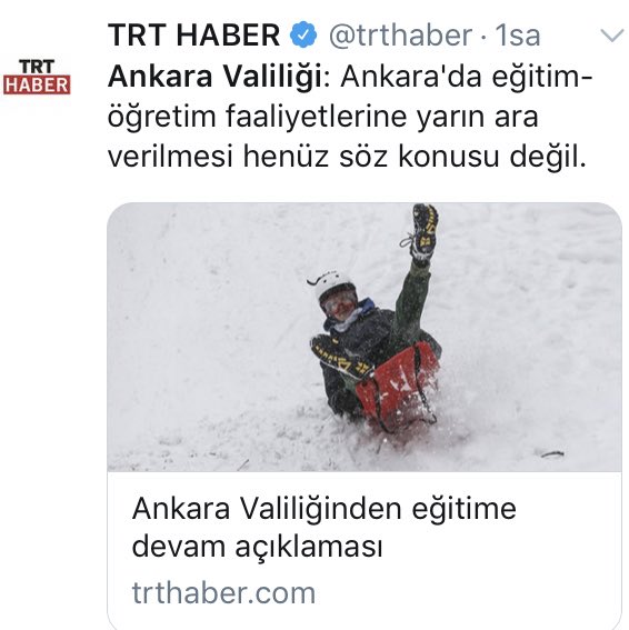 DrSinanOgan's tweet photo. Kıymetli #vasipsahin Ankara Kızılay ve Ulus’tan ibaret değil, biz kar lastikli araçla eve zor gittik, yol boyunca araçların bir çoğu ya yolda kaldı veya kayarak kazaya sebep oldu, böyle bir havada sabah çocuklar okula nasıl gitsin? ❄️❄️ @vasipsahin https://t.co/ryR2AWqgy1