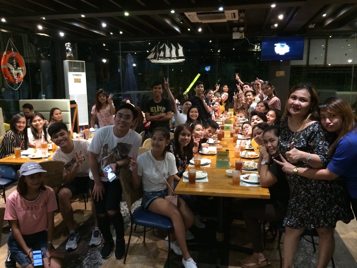 JelayBeatsOFC's tweet photo. Sobrangg Pasasalamat para sa Magigiting nating TEAM LIVE 👏🏻💛 
Yung iba sa inyo 6Am palang nasa ABS naa to have a nc Spot 😭💪🏻 kaya sobrang Thankyou sa Inyo Team LIVE 
From Day 1 to Last Day ng Batch Solid nyoo . 

Moree Bonding pa satin
GODBLESS you TEAM 💛💛💛 https://t.co/YxUfc0iw3V