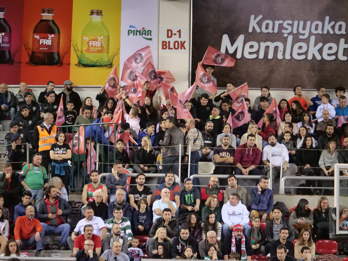 BKBasketbol's tweet photo. 3 il, 10 ayrı kampüsten gelerek her zaman olduğu gibi bizleri İzmir deplasmanında yalnız bırakmayan; @BKkarsiyaka , @BK_Guzelbahce , @izmirbahcesehir , @bkcicekli , @aydinbahcesehir , @BK_Nazilli , @TorbalBahcesehr , @kusadasi_BK , @BK_Salihli kampüslerimize çok teşekkür ederiz🙏 https://t.co/saymcQP3xd