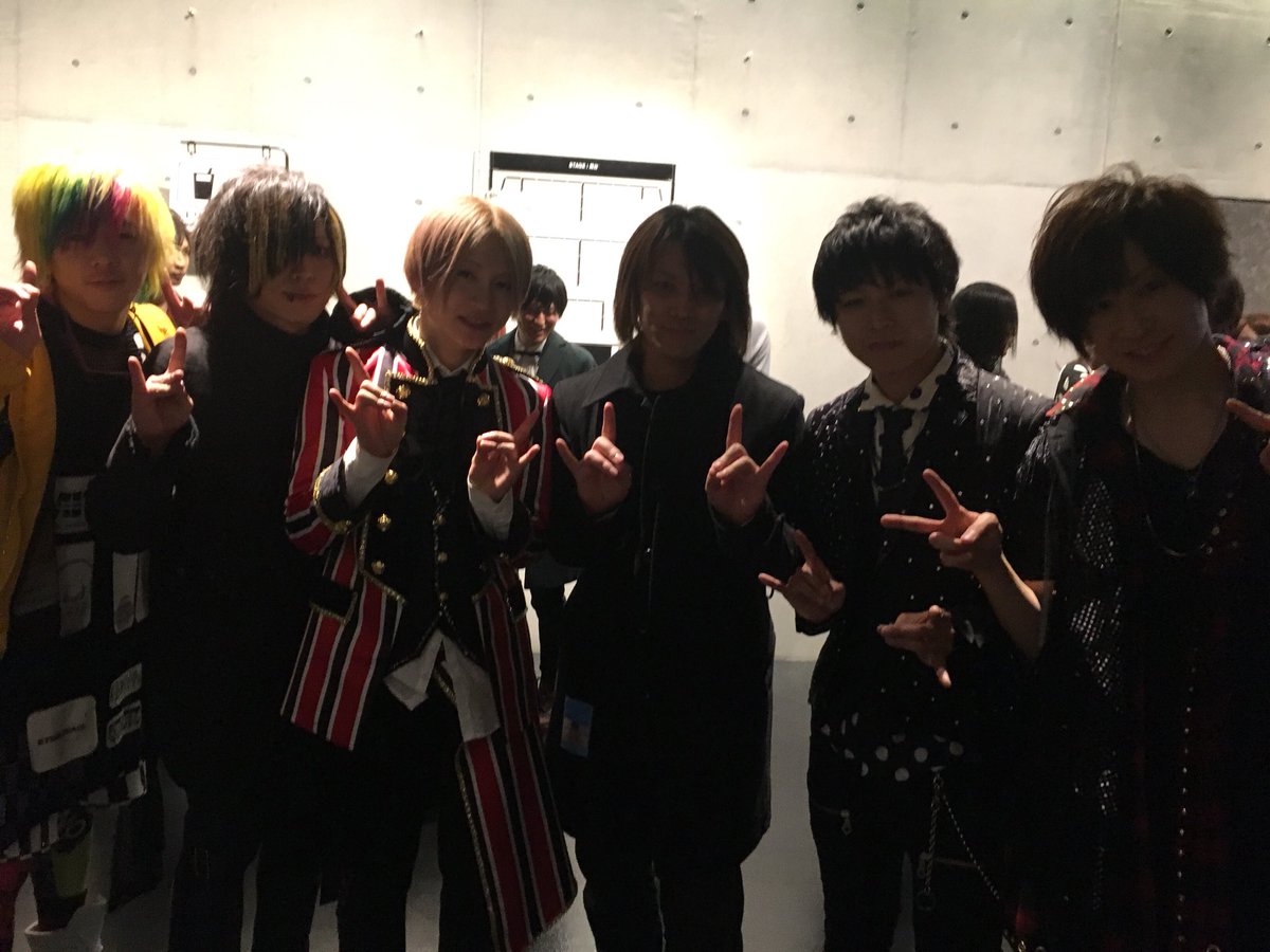 oyabin_sdi's tweet photo. アンティック-珈琲店-

アンカフェのラストライブを見にEX THEATER ROPPONGIに行ってきた。

たくさんの景色を見せて頂いた素晴らしいバンドでした。いつもありがとう。ライブ最後は涙が出てしまった。

みく君、輝喜くん、カノン君、ゆうき君、takuya君。今後の人生に幸あれ！ https://t.co/TN2kwK2ZOi