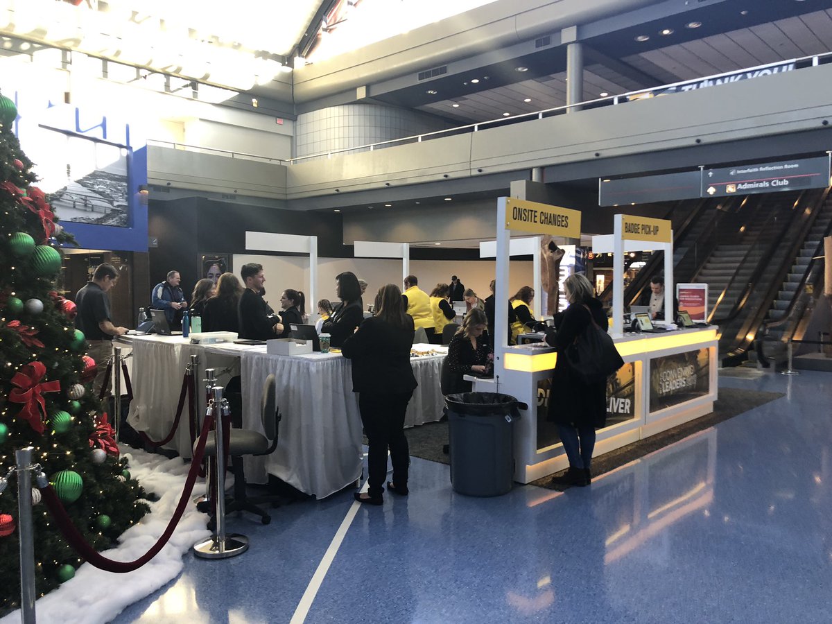 dharmdaya's tweet image. Badged at the airport and ready to go. Loving the airport checkin. Excited to be here at #PCMACL with @Streampoint