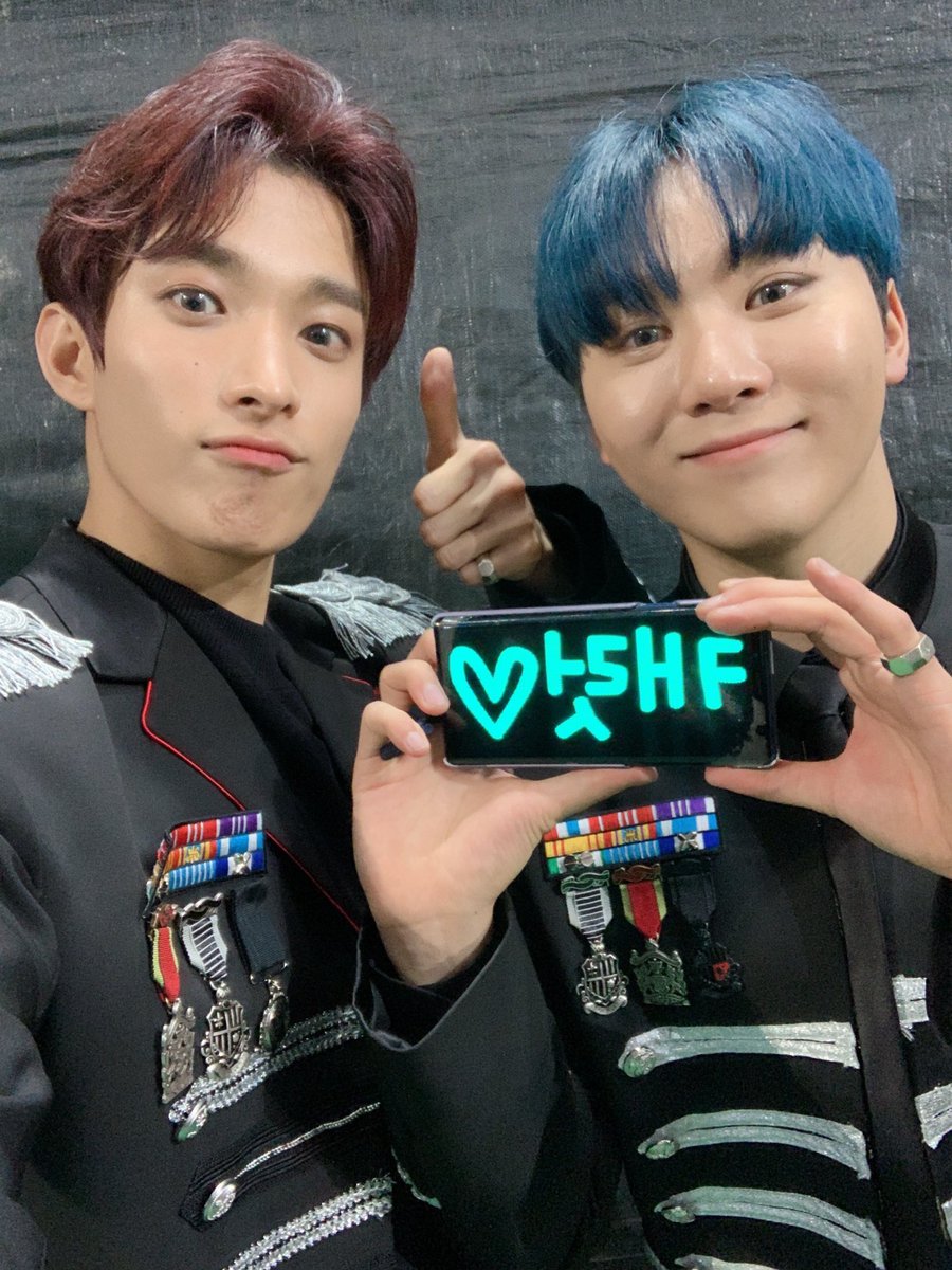 ✩彡 entry 006/365 @pledis_17 — the boys were so good today! i just watched their perf & woah it’s still leaving me breathless even if i listen to their songs everyday. they always give us their best when they perform & always thank us genuinely w/ their posts 고맙다 새분틴!!