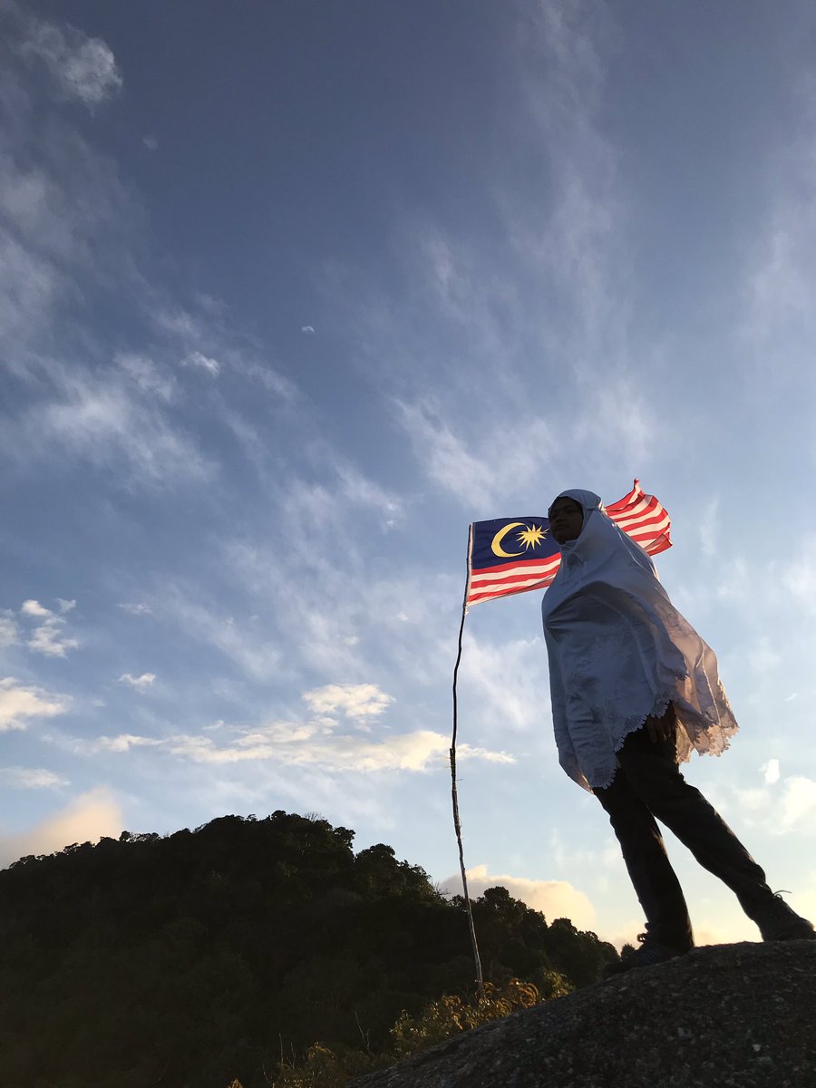 AzirahBo's tweet photo. #akusudahinsaf #azam2019 https://t.co/O3a2a7PMz5