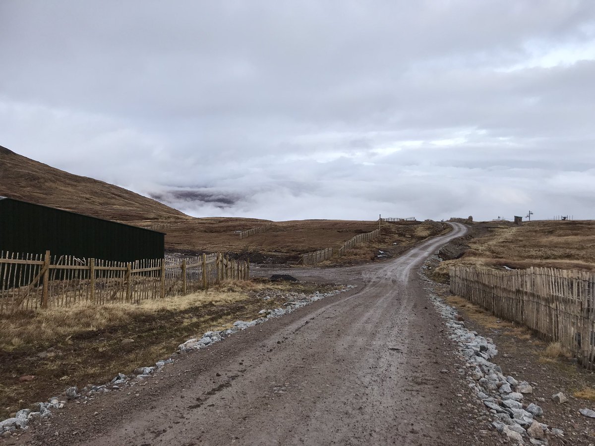 StephenS_Net0's tweet photo. Nice walk *down* through the clouds on the new @glencoemountain access road - nice cloud #inversion - sledging on the #snowfactory #snow has been real popular this Christmas holiday https://t.co/VgWCa1BxBj