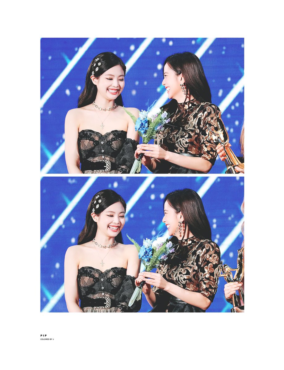 190105 GDA

HQ☘️
t1.daumcdn.net/cfile/tistory/…
t1.daumcdn.net/cfile/tistory/…
t1.daumcdn.net/cfile/tistory/…
t1.daumcdn.net/cfile/tistory/…

#BLACKPINK #JISOO #블랙핑크 #지수