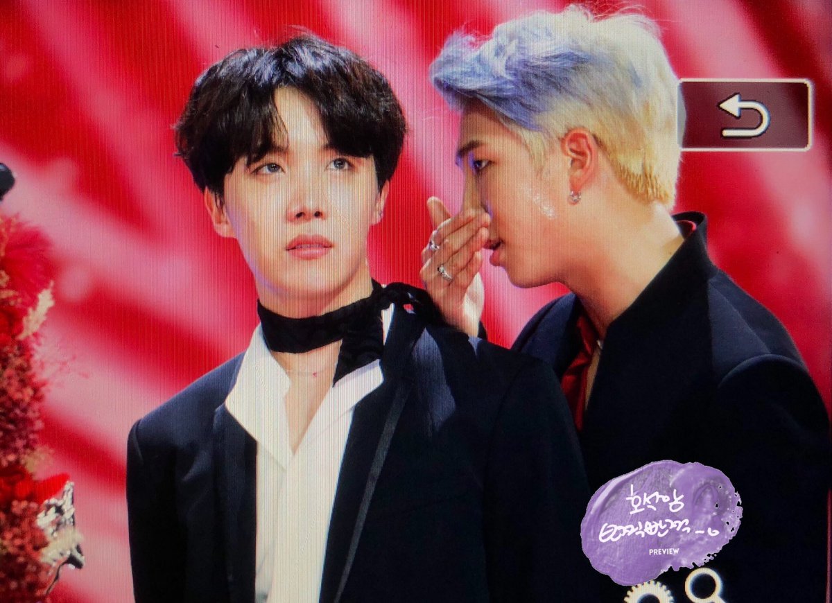 namseokpics's tweet photo. o-oh https://t.co/9F2silsgQU