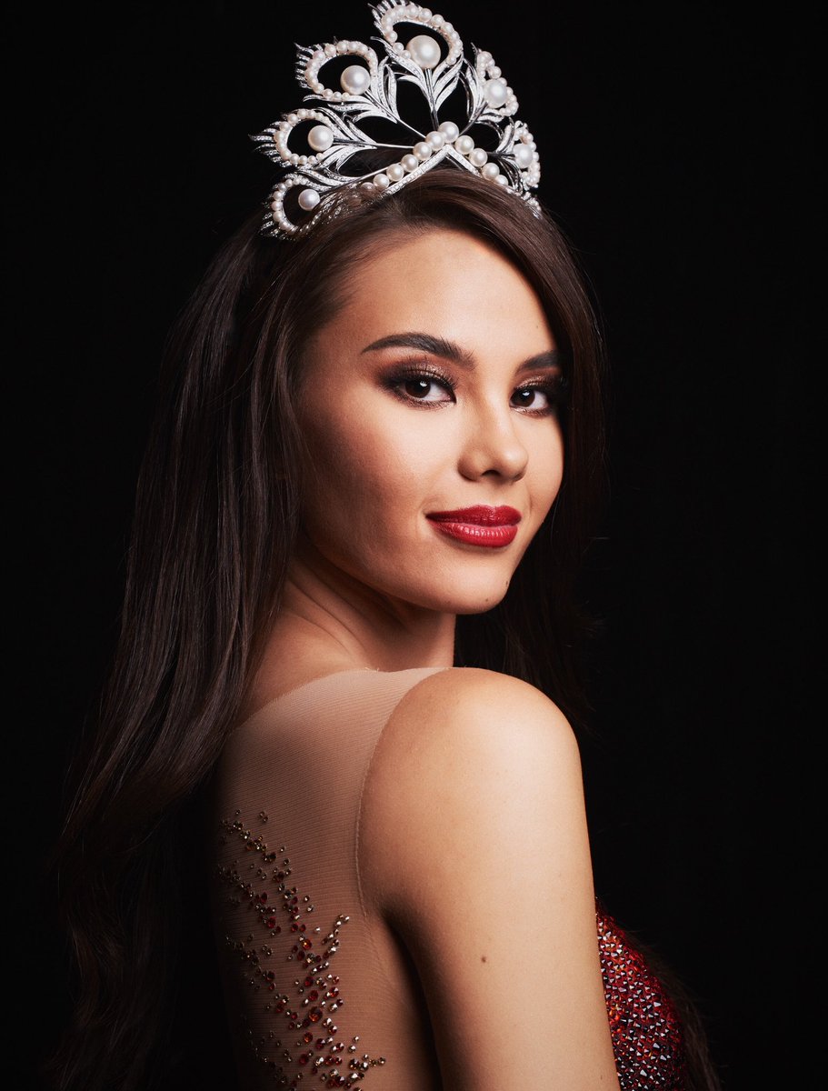 MissUniverse's tweet photo. Happy Birthday to our newly crowned queen, Miss Universe 2018 Catriona Gray! 🎉 We are looking forward to an amazing and impactful year with you. ⠀
⠀
Wish #MissUniverse @catrionaelisa a happy birthday! 🎂 https://t.co/7GzSLFNwFp