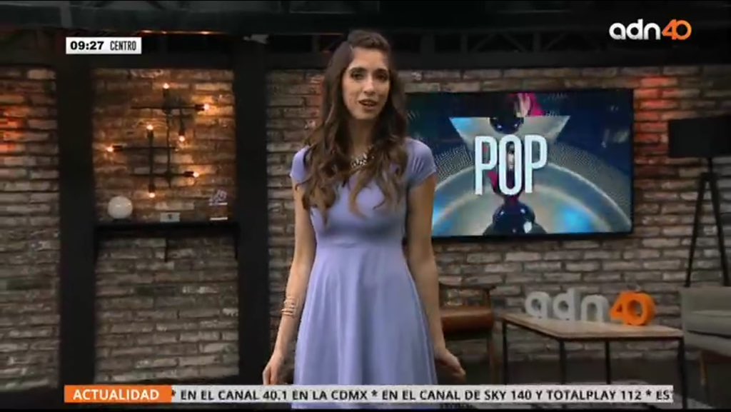 ToledanoFan's tweet photo. @aletoledan Súper bonita en @adn40 #EsDeMañana en el momento POP del noticiero. Te adoro! https://t.co/NlqMrRNzo2