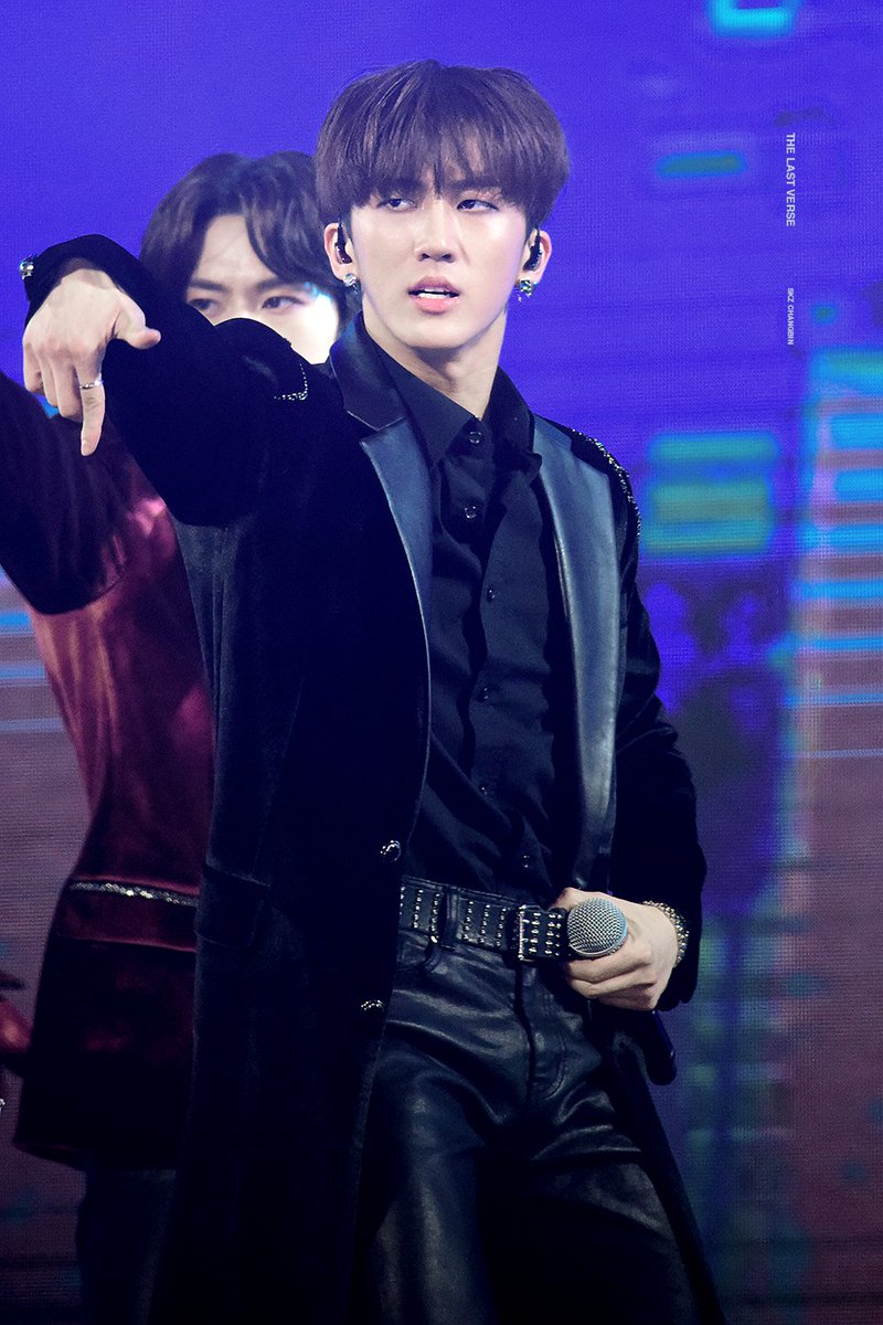TheLastVerse_cb's tweet photo. 190106 고척스카이돔 #창빈 #changbin 스물한살 비니도 역시나 멋있어🖤

#StrayKids #스트레이키즈
@Stray_Kids https://t.co/gvBmB8eRBp
