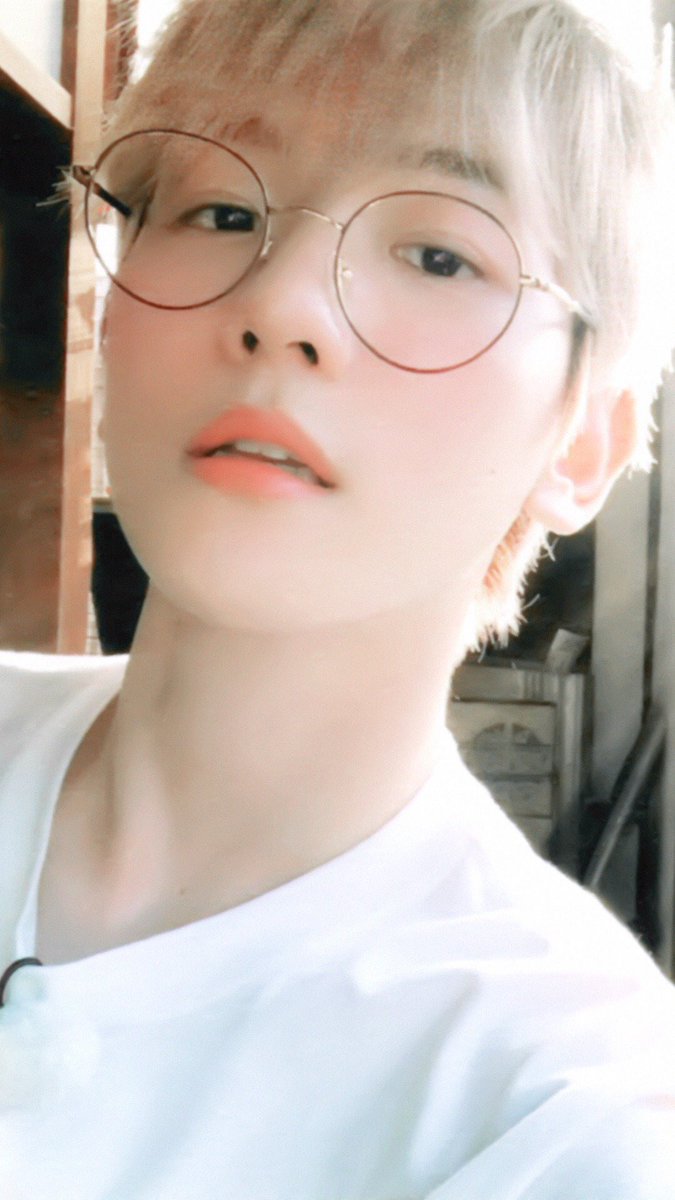 Yimmie4012's tweet photo. ฝากฟิคจ้า เพิ่งเปิดเรื่องใหม่ ลงไปแล้วสองตอนน้า
『 BUNNY B | SEHUN x BAEKHYUN』
https://t.co/dbFMeD8zdR
INTRO &amp; CHAPTER ONE 100%
"บันนี่บีอ่ะ ยืนหนึ่งในแอพนี้สุดล��� ไม่เชื่อมึงลองนัดเขากินข้าวสักมื้อสิ"

#ficBunnyB
#sebaek #hunbaek #ficexo #ฟิคเอ็กโซ https://t.co/EylbnhC5f4