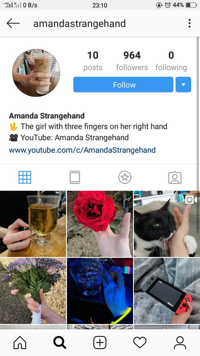 robbialmubarok's tweet photo. @itsyokatie @IfhamHilmi This girl only has 3 fingers https://t.co/SMwByPSj5z