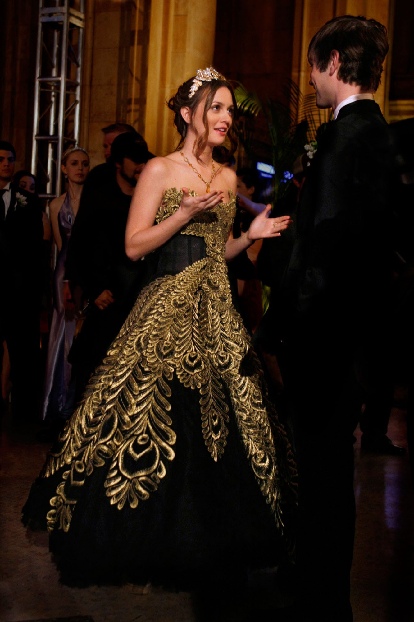 miccaeli on X wickedwidows 1. Blair Waldorf must pie until i DIE 2. Green buttercup dots 3. Elie Saab wedding dress 4. the prom dress 5. the paris red dress https t rYCAOC5zqu X