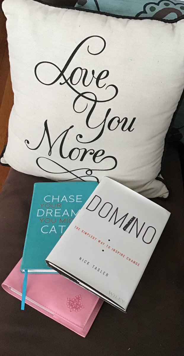 TwandaGreyLCSW's tweet image. Soooo. It’s the top of the year! 💞💞
Love reading books that motivate and inspire!!
 #motivation #inspiration #purpose #determination #living #selfcare