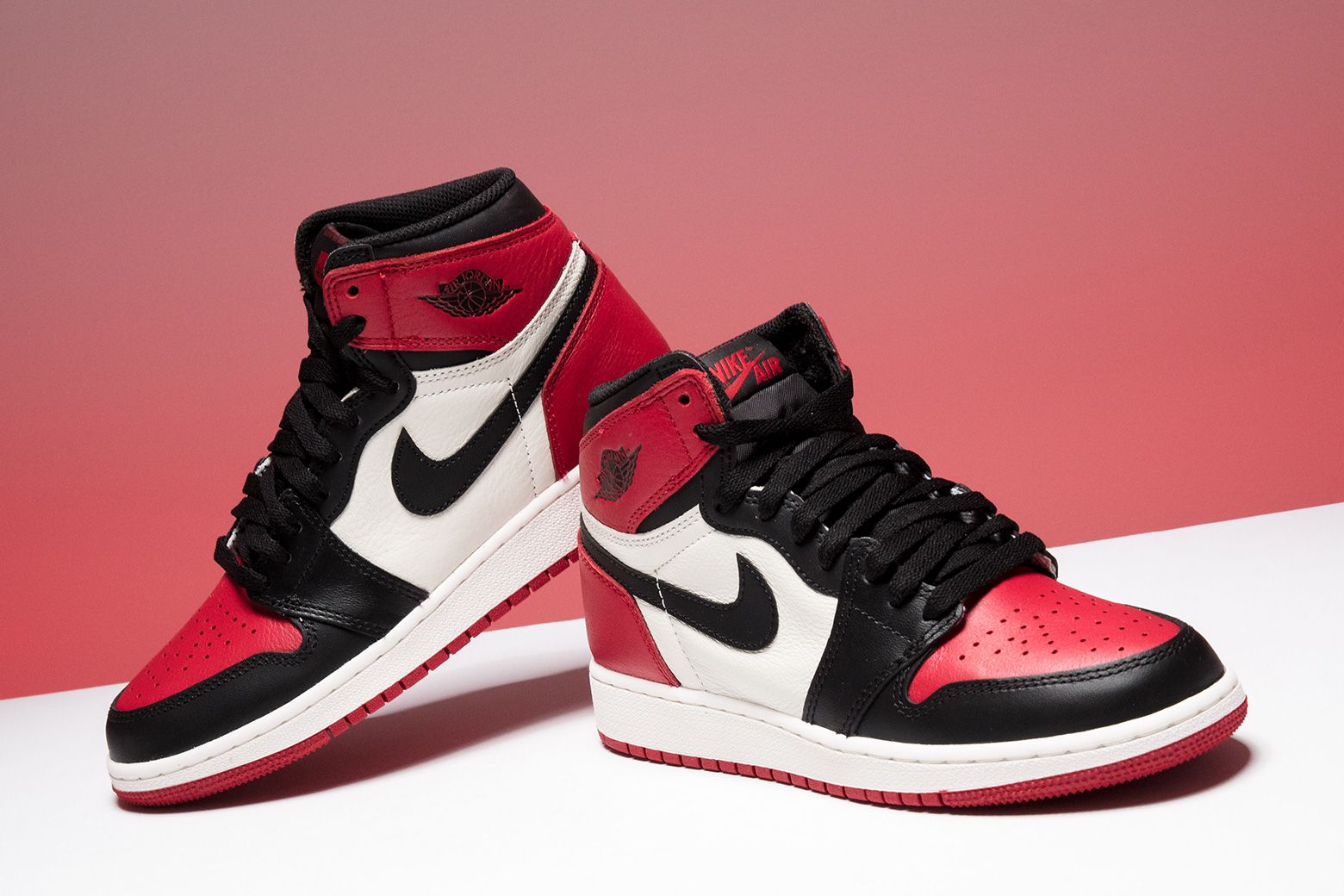 Air jordan 1 retro high og top bred toe grade school