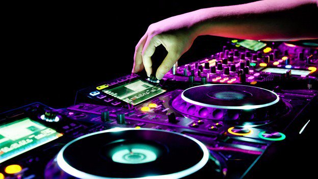 Fmconcertpy's tweet photo. El concierto comienza! Desde este momento podés disfrutar de la mejor selección de músicas Todos los Domingos desde las 14:00 a 16:00 hs. en nuestra web https://t.co/gBMpjox6FN o #DescargaLaAPP ✨ #MusicaVariada #MúsicaParaTusOídos https://t.co/1L896iXfLS