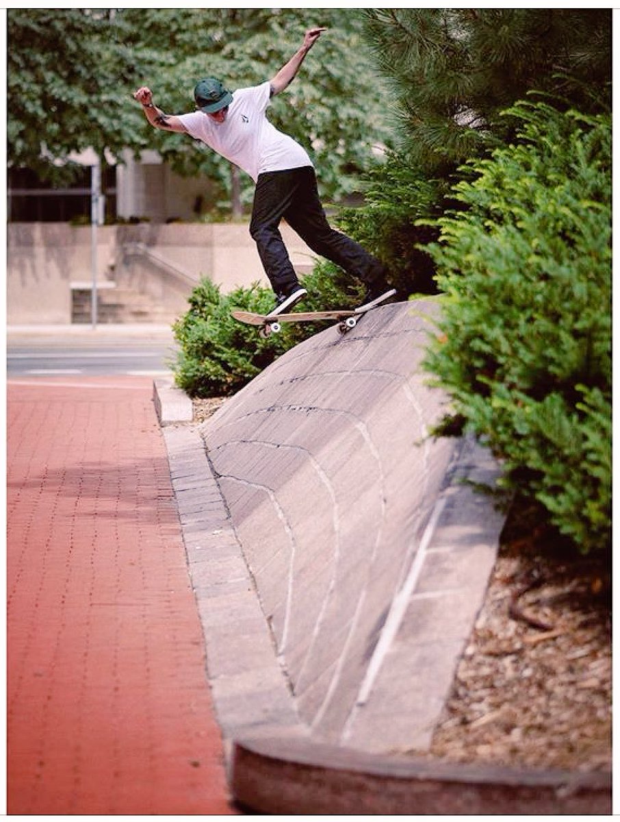 CityofSkate's tweet photo. 25. When you see an opportunity, champion something really big and remarkable in your city, and make it happen. #StateableCity #Minneapolis #CityofSkate #SkateCreate https://t.co/shwWXKx3a7