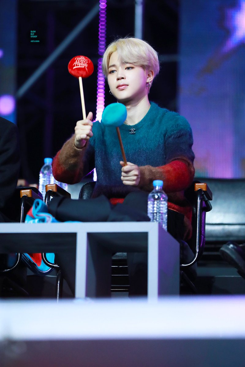 _slowbutsteady's tweet photo. 190106 GDA - 둘째날에는 일케 귀엽고,,, 🤦‍♀️💘 #지민 #방탄소년단 #JIMIN #BTS @BTS_twt https://t.co/XH3qwZbJaJ