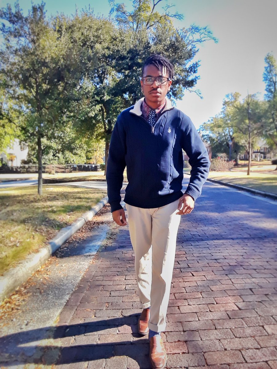 jdemons1's tweet photo. "I got five on it". Copped a nice Polo sweater for $2.50. Outfit cost $5.00 total 👌🏾
#dapper #Mensfashion #vintagestyle #TheBrokeServer https://t.co/ZSDqOVXo5S