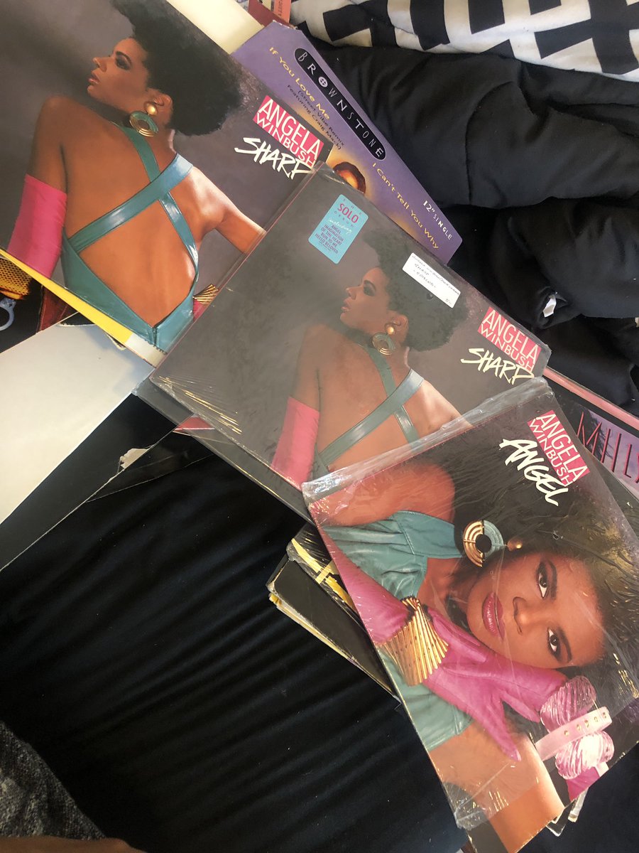 Ru_Ruu's tweet image. No wardrobe change just take the dam pic and use different angles 😂😂#phfactory