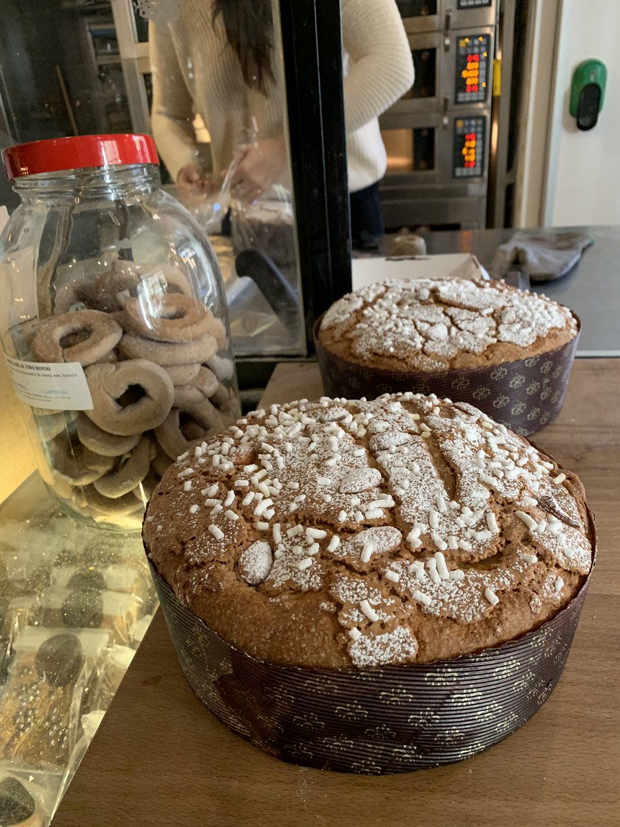 nerinadinunzio's tweet photo. Bellissima mattinata con #federicoprodon a provare bar e pasticcerie a #Roma 

Un duro lavoro che qualcuno deve pur fare o no?! 

Fede ti voglio bene! @FProdon 

#pasticcere #pasticceria #bar #colazione #foodconfidential https://t.co/ZyseTjgCzq