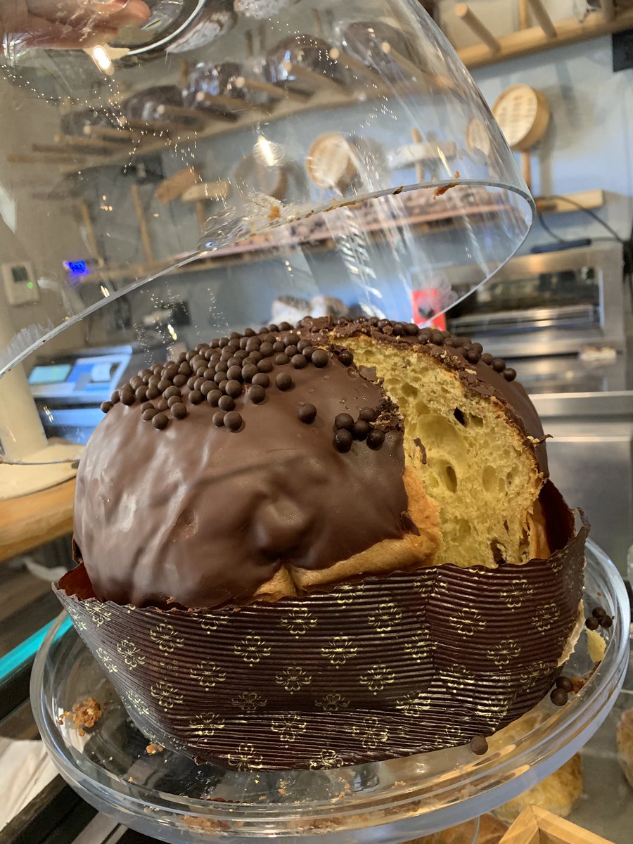 nerinadinunzio's tweet photo. Bellissima mattinata con #federicoprodon a provare bar e pasticcerie a #Roma 

Un duro lavoro che qualcuno deve pur fare o no?! 

Fede ti voglio bene! @FProdon 

#pasticcere #pasticceria #bar #colazione #foodconfidential https://t.co/ZyseTjgCzq