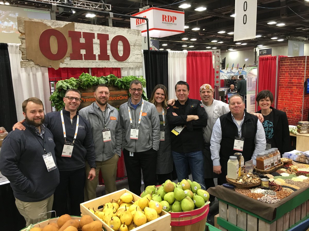 PremProduce1's tweet photo. Just reminiscing about how much fun last year's @MidAmResExpo was! Want to join us Jan 13 &amp; 14? Contact your sales rep for tickets and come visit us in Booth 531.  #MAREXPO https://t.co/TAGtEI1suh