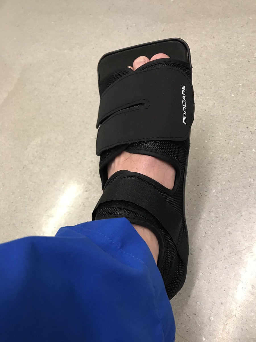 erikhinderer's tweet image. I keep telling the kids to stop running in the house - yep, those are certainly MY kids 😂

...at least this isn’t during golf season 🤨

#brokentoe &amp;lt; #bruisedego