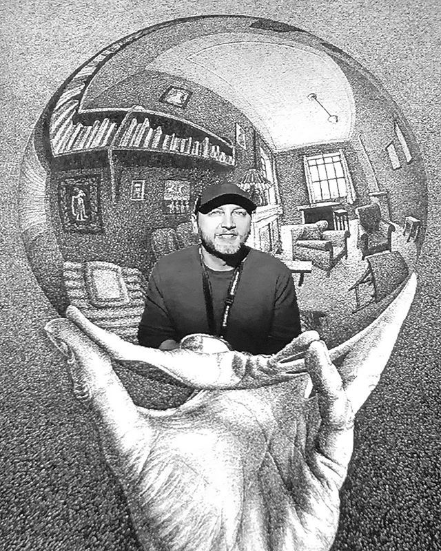 GaryGimel's tweet photo. Playing with some fun experiential at the Escher exhibit. https://t.co/UbxLUsQEep https://t.co/8D0Hm5mqky