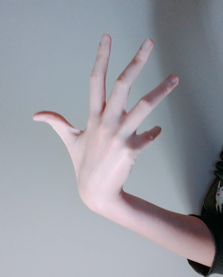 Request_hand's tweet image. [커뮤 전신팔때 쓰기 좋은 손동작 - 힘 들어간 버전]

리퀘가 따로 들어오진 않았지만 유용할 것 같아 올립니다