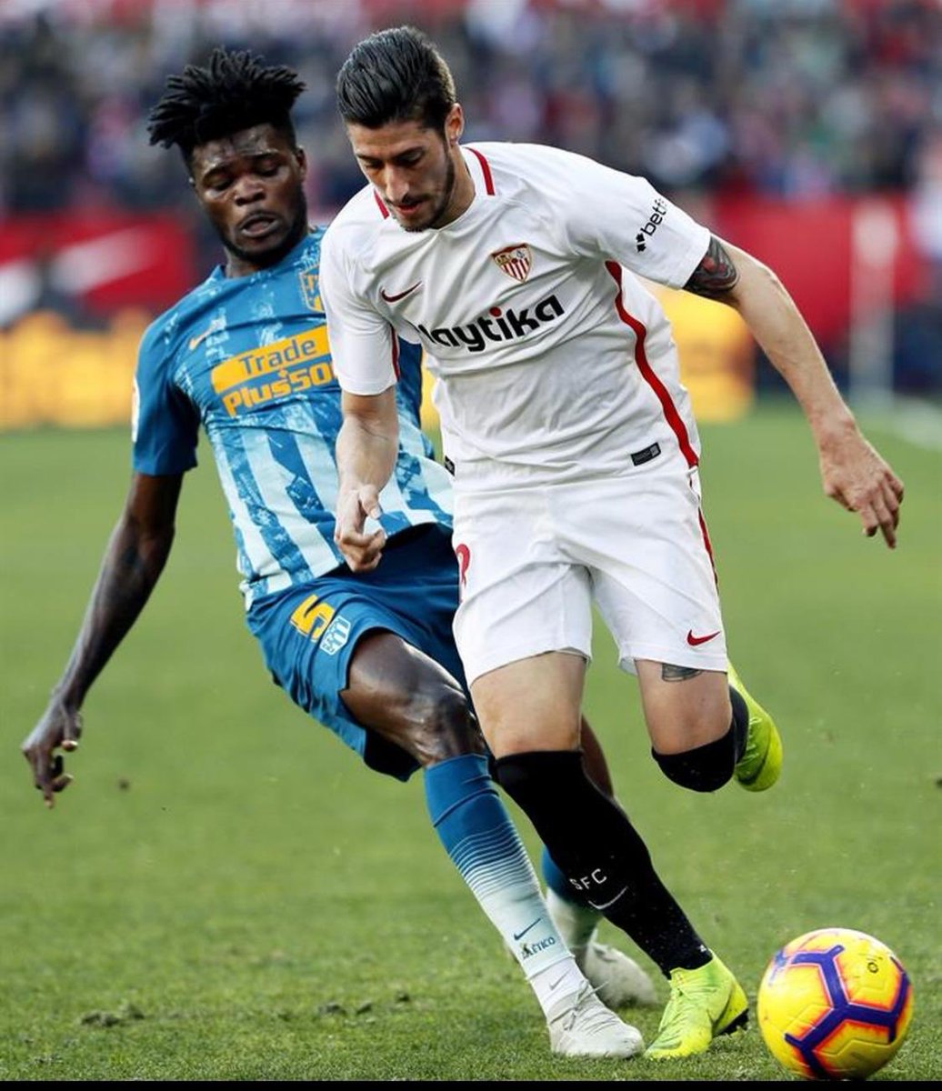 Empezamos el 2019 con 1 puntito más.
#vamosmisevilla ⚪️🔴⚽️🏟