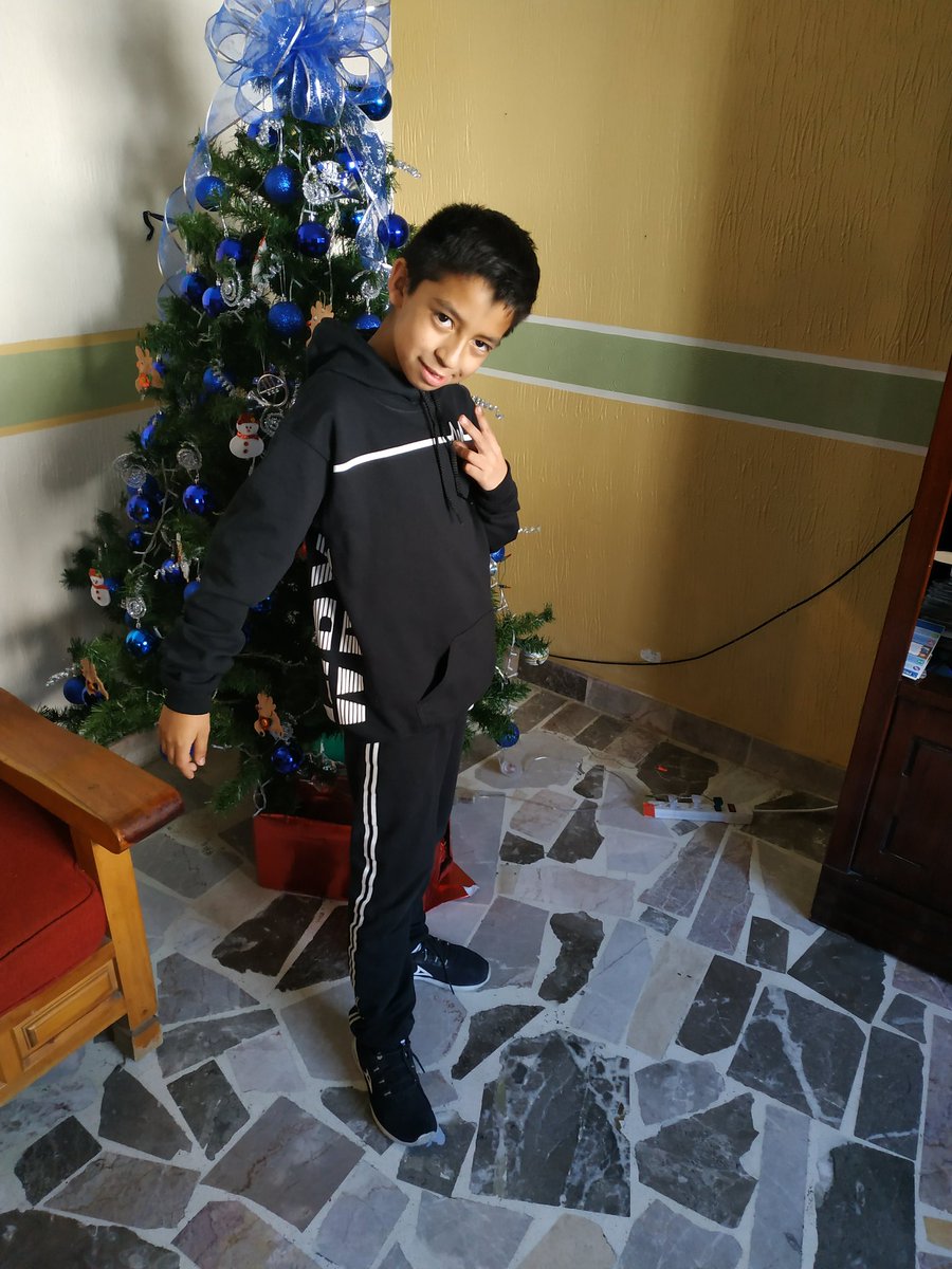 Monzhary23's tweet photo. Por fin mi playera de Willyrex https://t.co/lJl23i0yuT