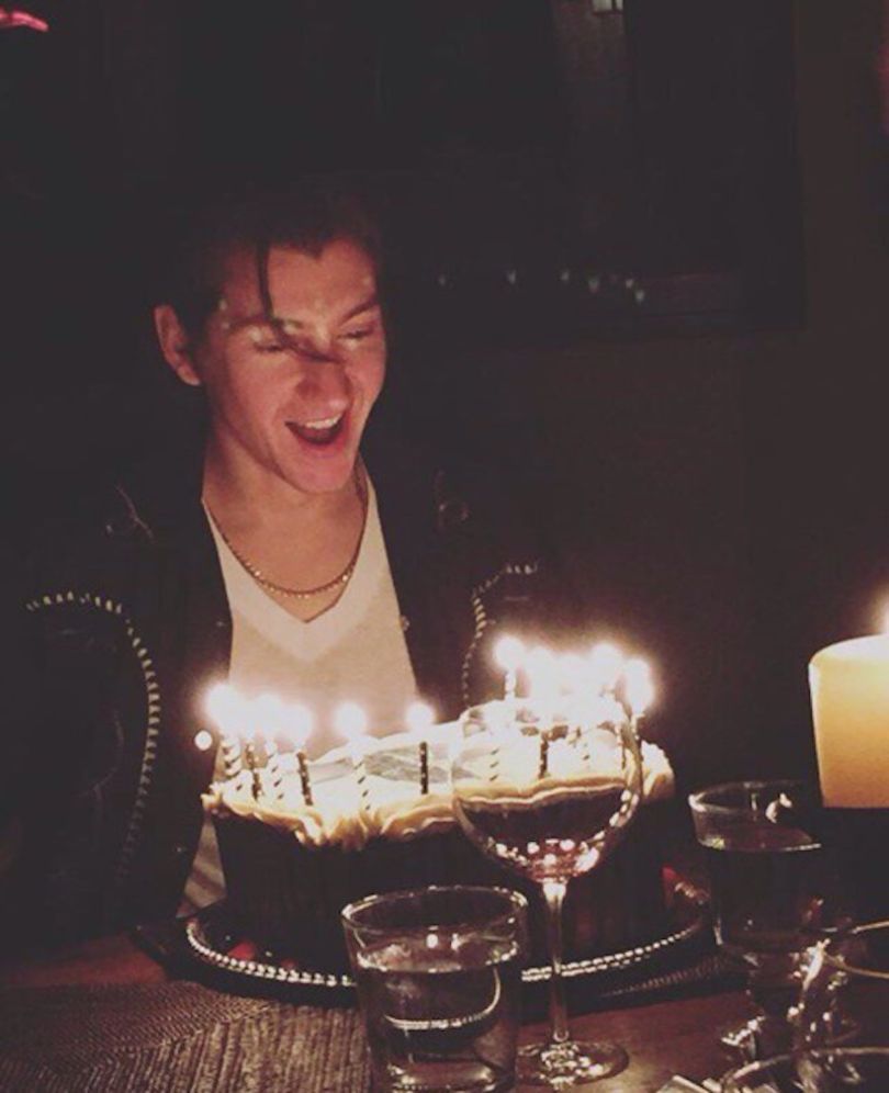 Happy Birthday to this musical legend of legends I love you Alex Turner you beautiful talented dork 