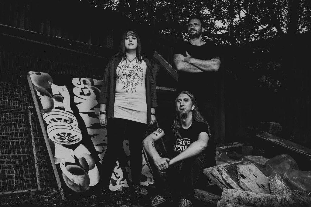 Review – State Of Ember – Broken Horizons EP therockasylum.blog/2019/01/06/rev…