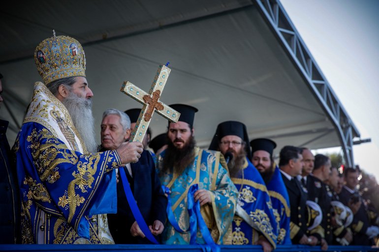 SpirosLiotsos's tweet photo. Χρόνια πολλά και καλή Φώτιση σε όλους μας!
Χρόνια Πολλά στους εορτάζοντες & στις εορτάζουσες!
#ΘεοφάνειαΠειραιάς #ΈνωσηΑστυνομικώνΥπαλλήλωνΠειραιά #easypeiraia #easyp #poasy @poasygr https://t.co/545eXB2AEL