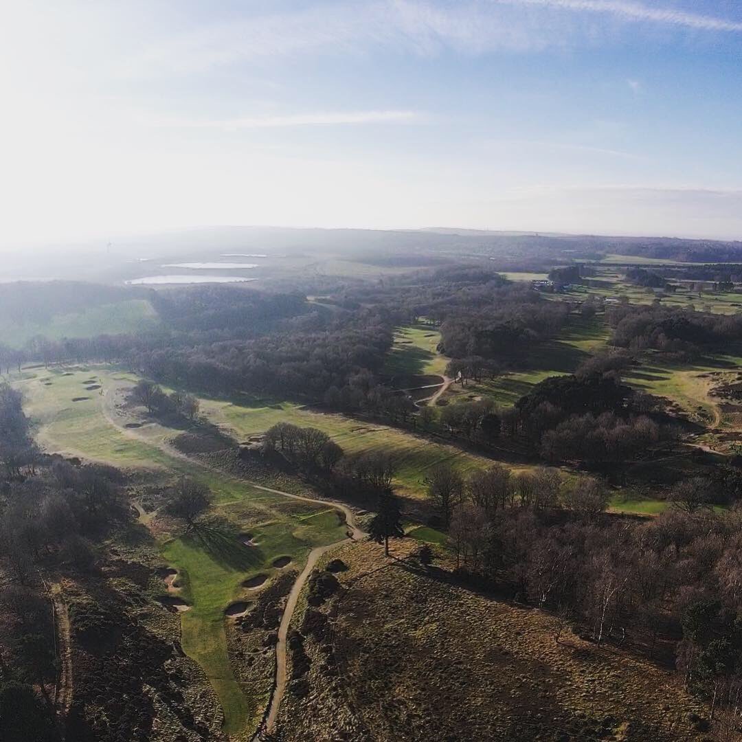 Hollinwell's tweet photo. Just about warm enough to control the drone today... A reminder of just how vast the site here at Hollinwell is. Great fun! Head over to Instagram (nottsgolfclub) for more. https://t.co/E9opfKbstO