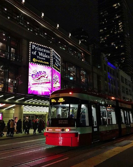 Today, we end our run at the #PrincessOfWalesTheatre. Thank you, Toronto, for giving the factory a most splendopulous home! #CharlieMusical 📷: beesquare on Instagram
