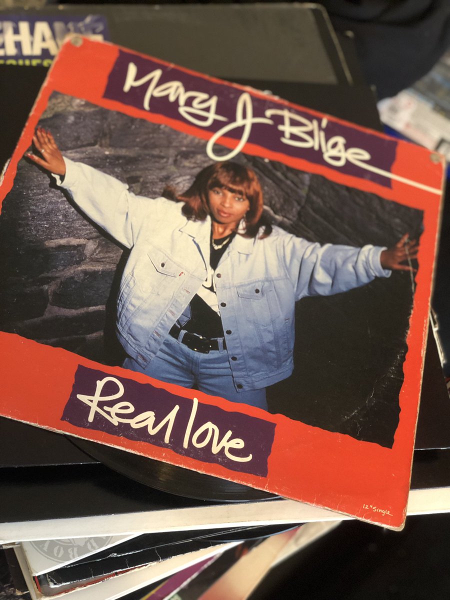 Ru_Ruu's tweet image. This cover is so hood fab @maryjblige #phfactory
