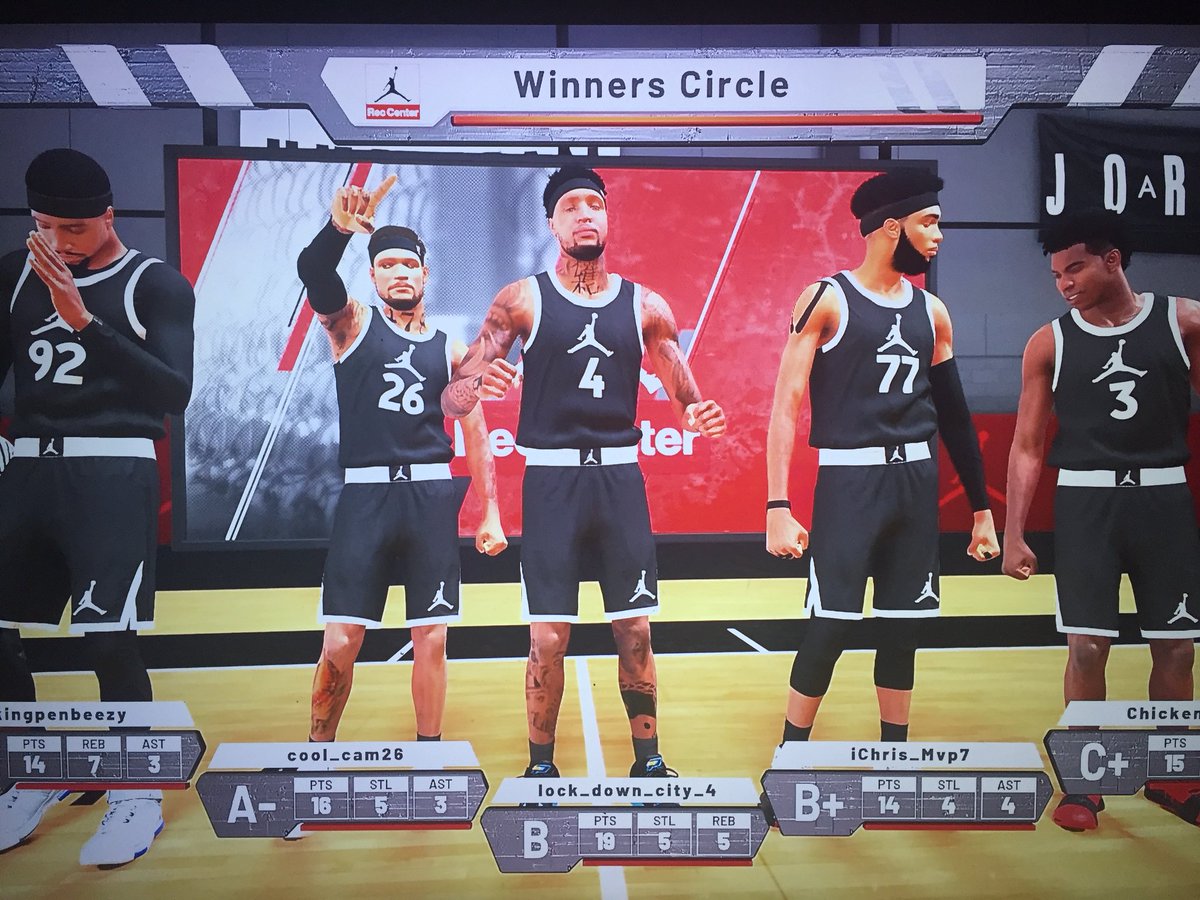 Shhchicken's tweet photo. Some Sunday Fun Chilling In The #TrenchesAkaRec Wit PG Chicken Beezy Pulled Up #FeedDaWolves #PopOut🎒
PG:@Chi5ken
SG:@Cool_cam26
SF:@Chris__Mvp
PF:N/A
C:@kingpenbeezy
@2KCrewFinder @TruPlayersOnly @Big_Brudda_PURP @2KHUNTSEARCH @ProphecY_WR_SL @OgRic2point0 https://t.co/fbIsT4UlDc